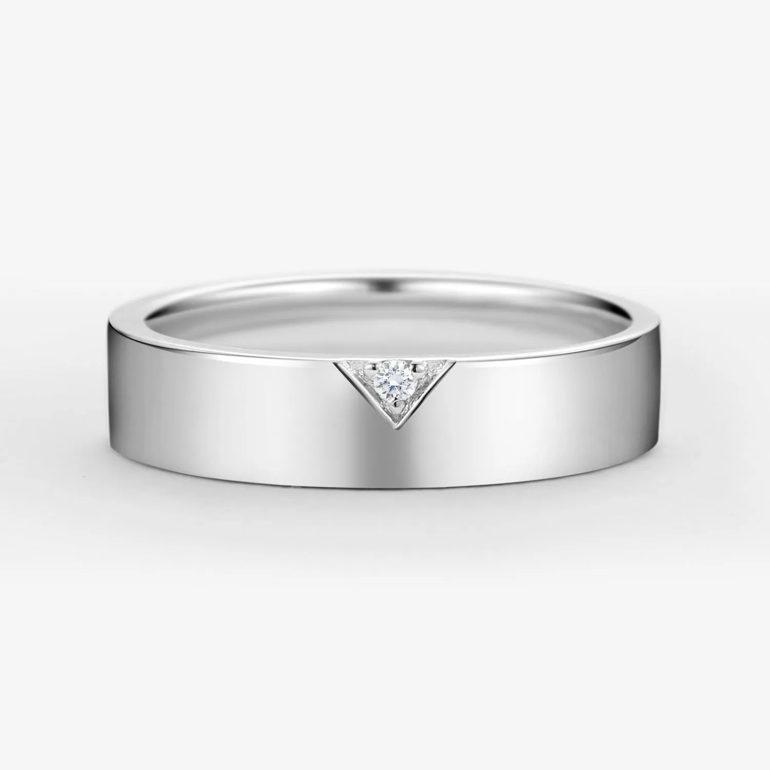 5mm Minimalist Round Moissanite Men's Wedding Band