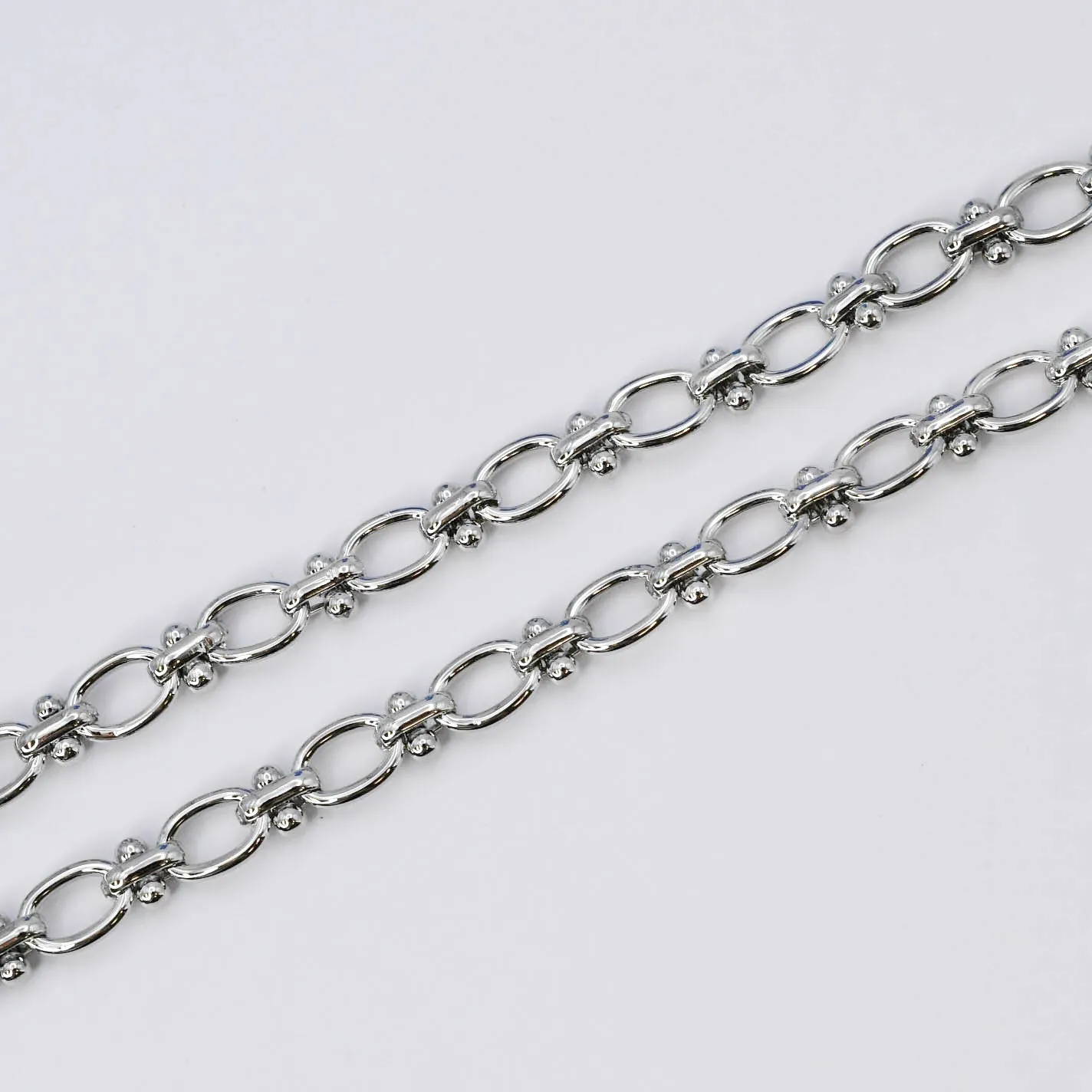 Fancy Link Silver Necklace D47