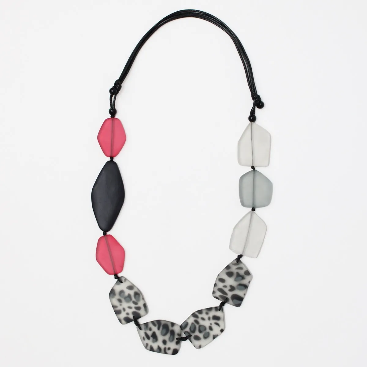 Frosted Geometric Resin Estelle Necklace