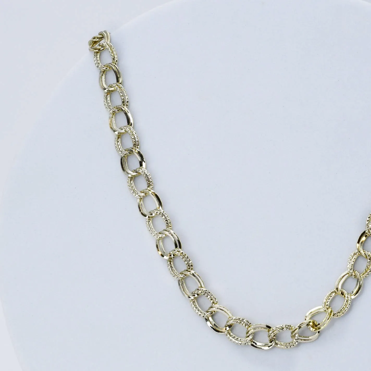 Gold Small Circle Chain M14