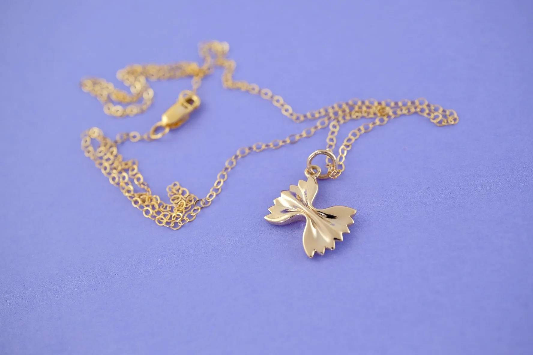 Mini Charming Necklace - Golden Bowtie Pasta