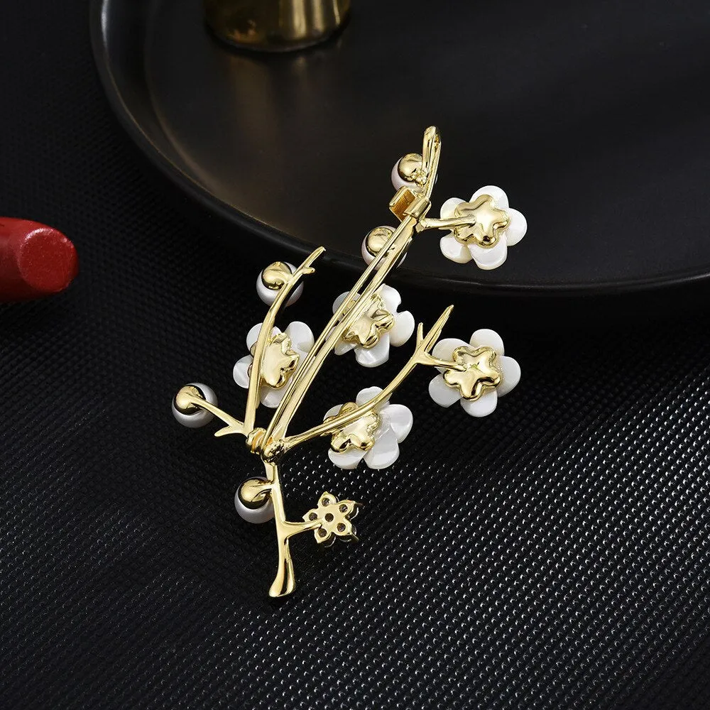 New Vintage White Plum Brooch Fashion Women Suit Accessories Gift