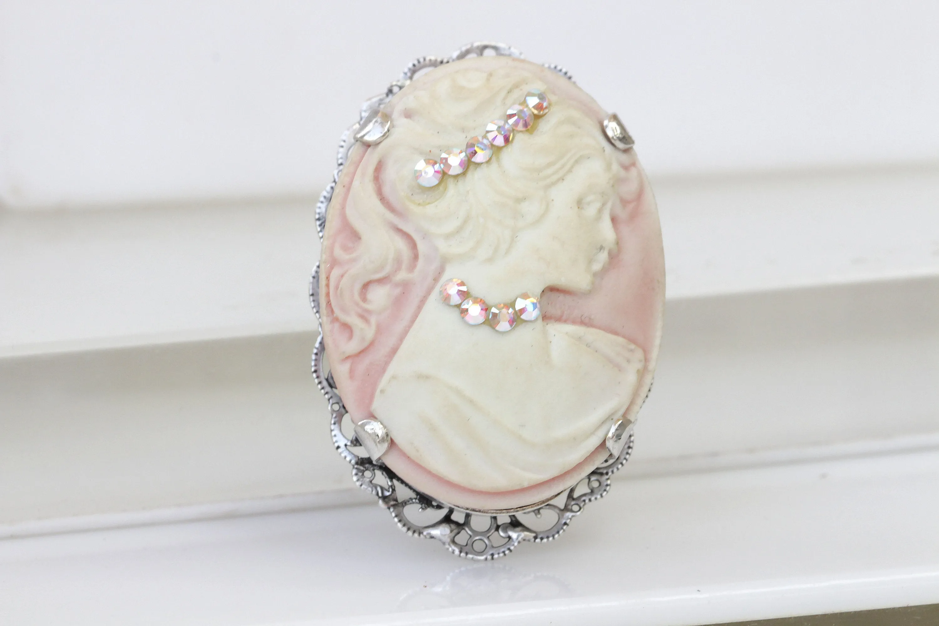 PINK CAMEO BROOCH